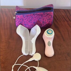 Clarisonic Mia 2 pink works perfect 😍